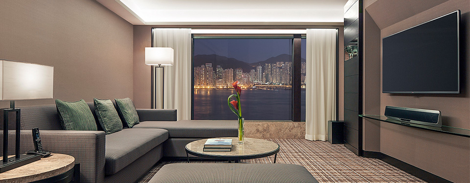 Deluxe Harbour View Suite